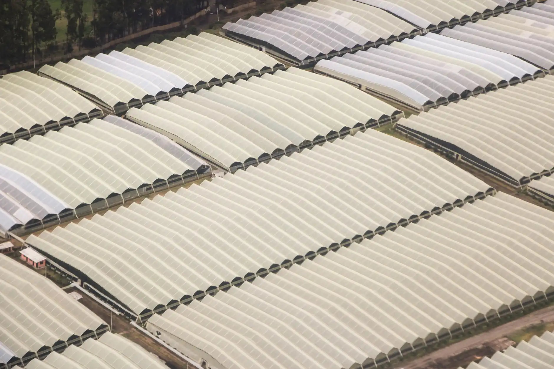 安全栅与信号隔离器技术差异及适用场景对比分析