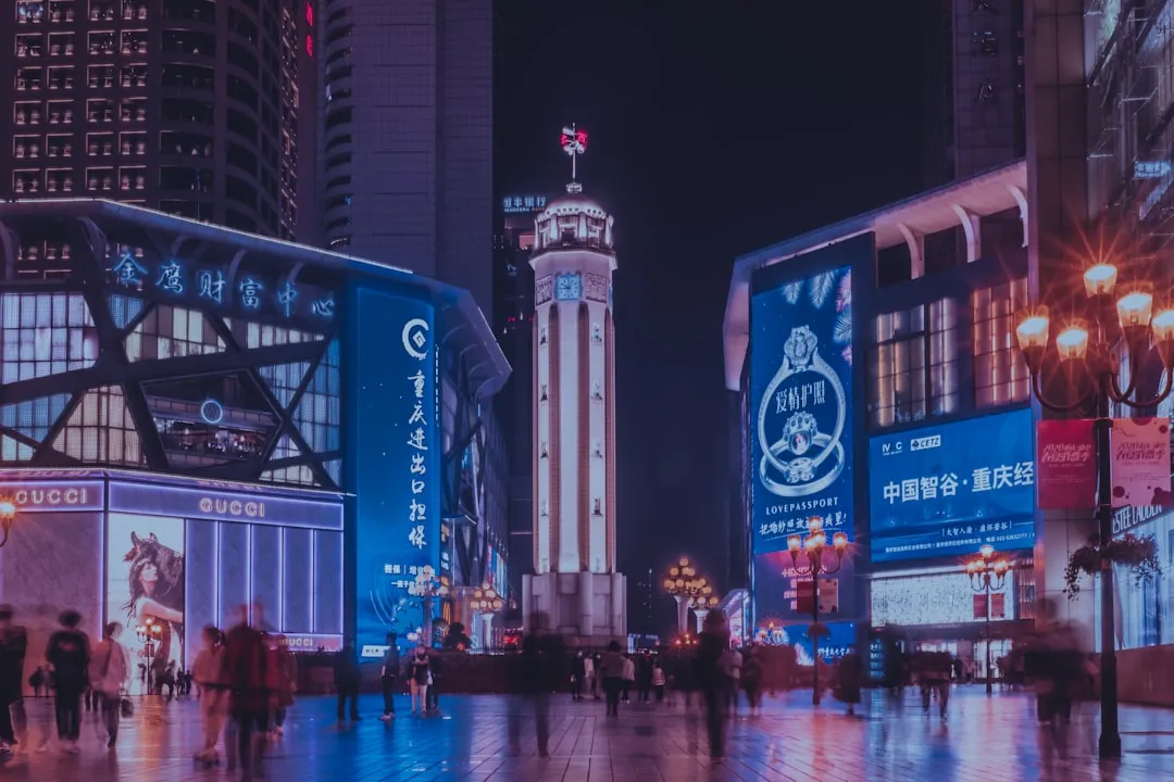 信号隔离器与安全栅的区别解析：工业信号传输中的选型要点