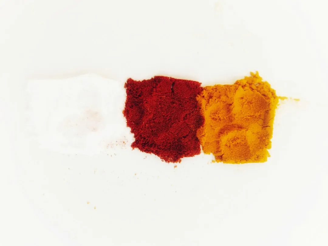 信号隔离器技术参数解读及对信号传输精度的影响分析